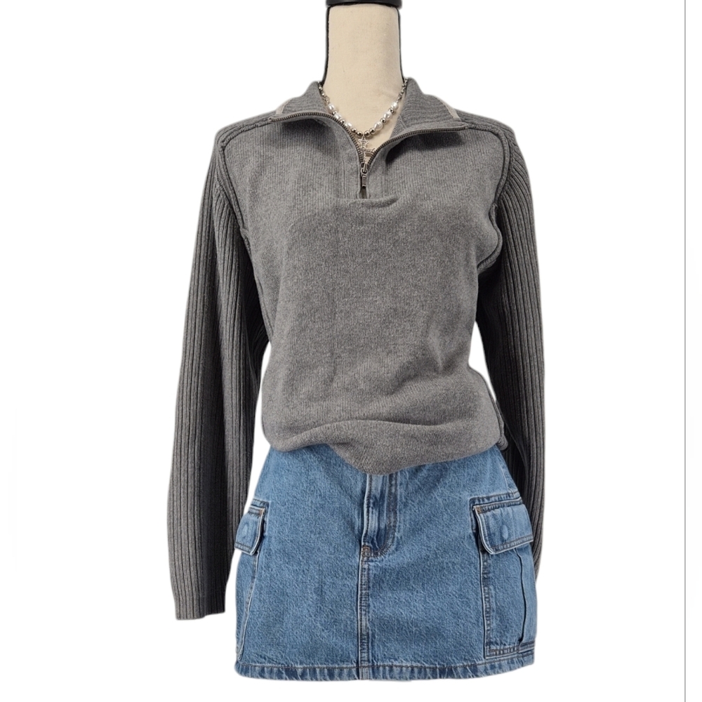 Gray Ribbed Quarter Zip Knit‎ Natural Fiber Outdoor Sweater Minimalist Basics